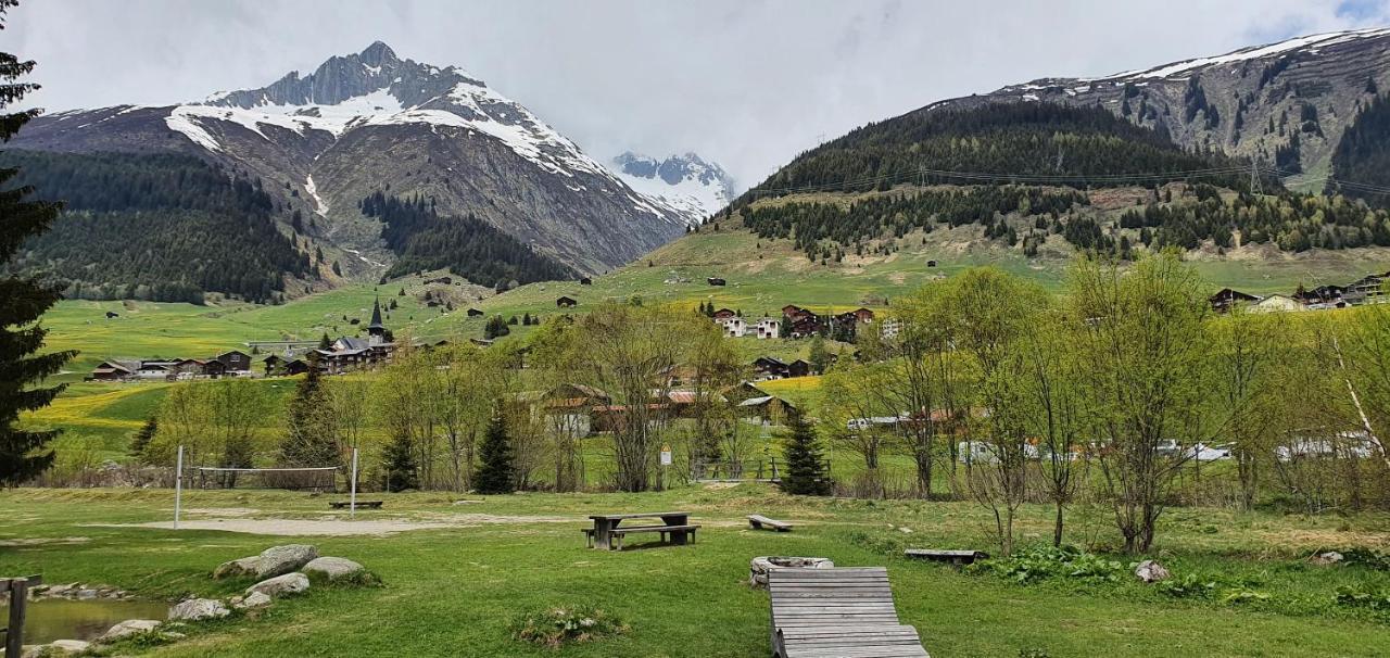 Yeti Lodge سيدرن المظهر الخارجي الصورة